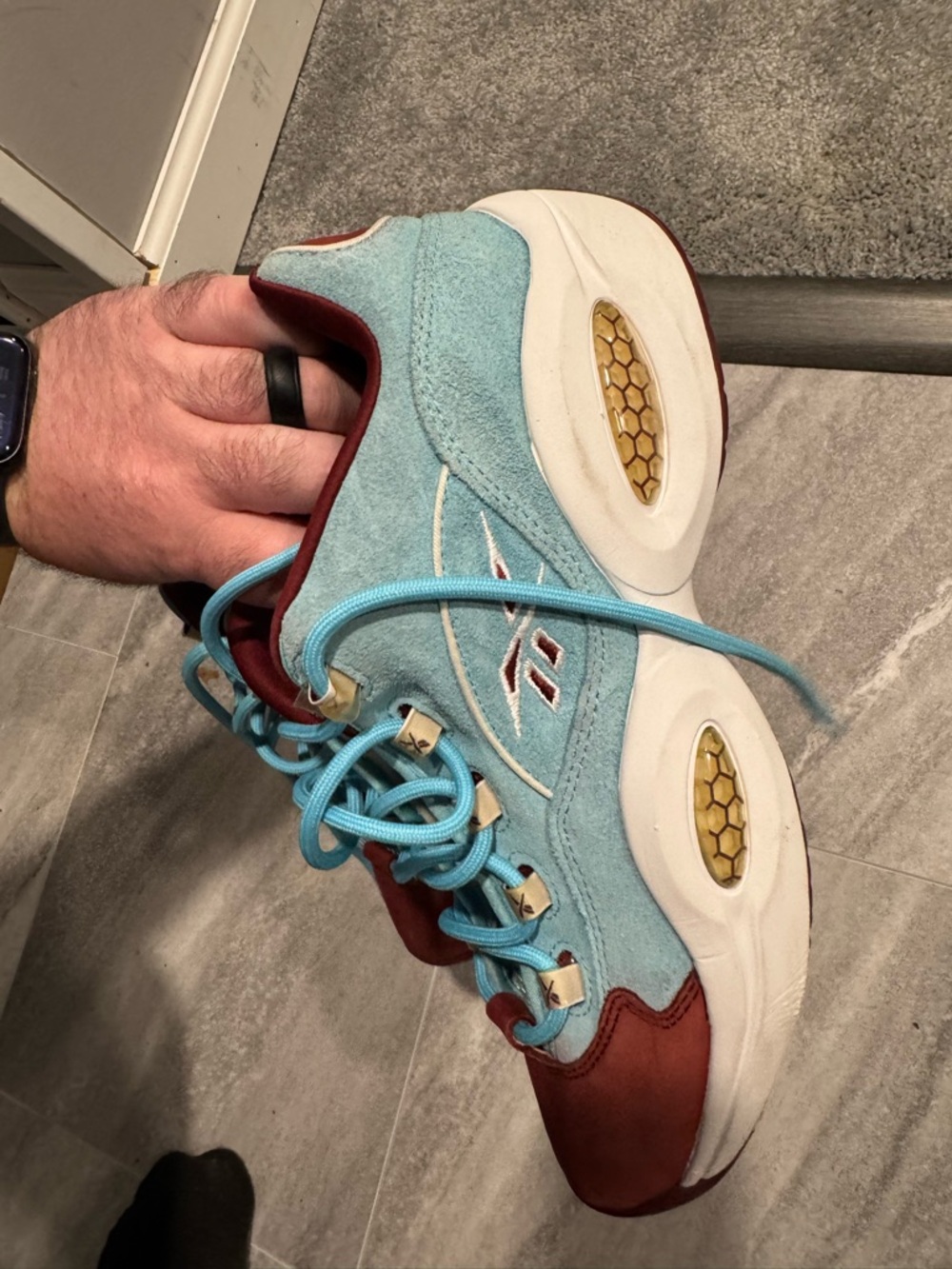 Reebok question low mid Phillies size 11 - Picture 8 of 11